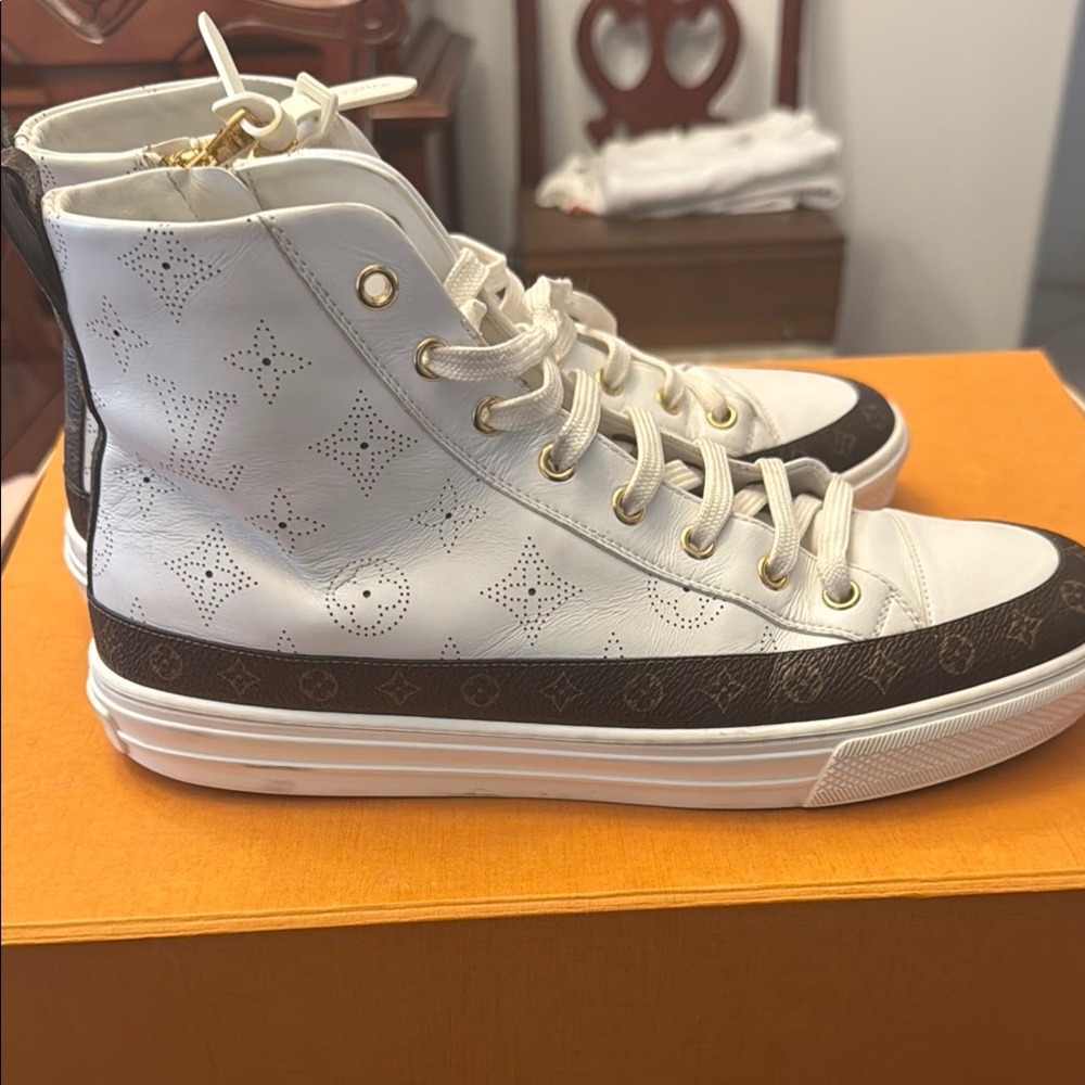 Louis Vuitton Stellar White and Brown Mahina Sneaker